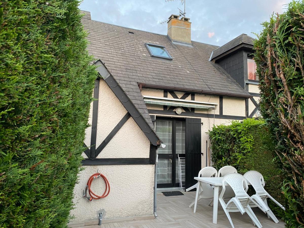 Cottage A Cabourg Exteriör bild
